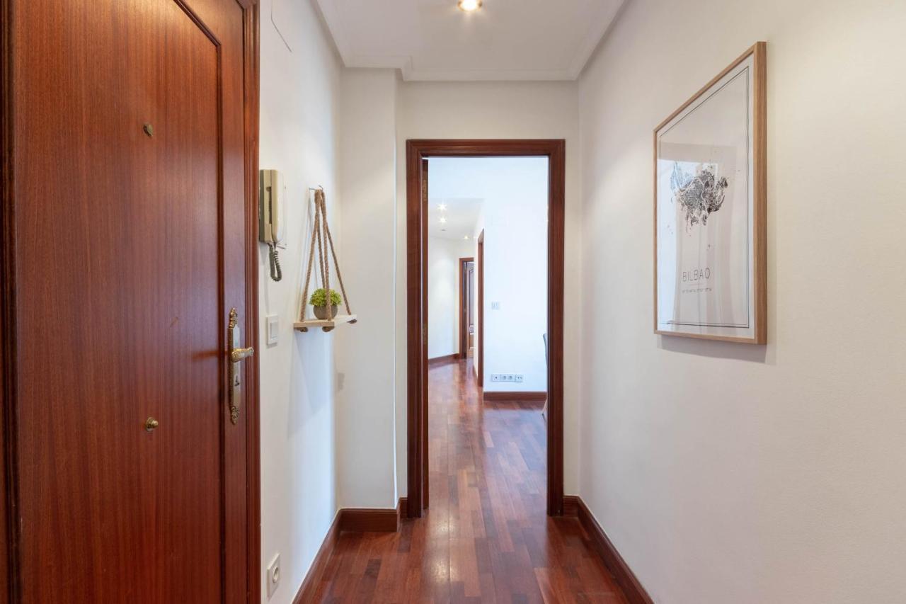 Apartamento Con Vistas Al Estadio San Mames Bilbao Luaran gambar