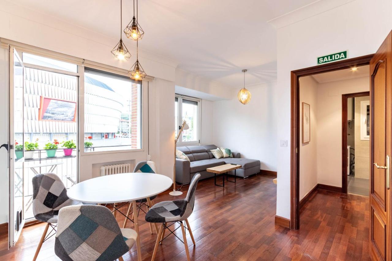 Apartamento Con Vistas Al Estadio San Mames Bilbao Luaran gambar