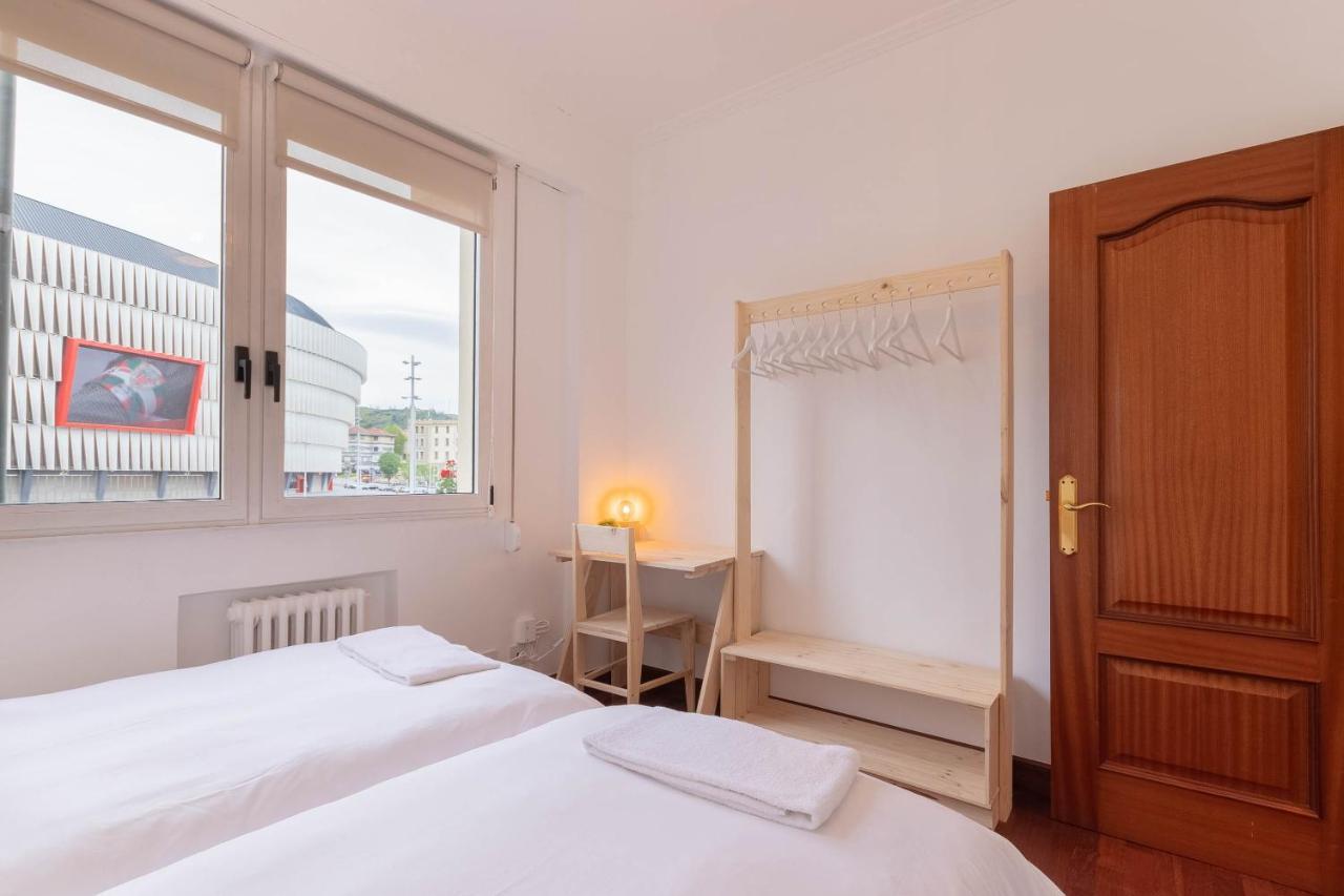 Apartamento Con Vistas Al Estadio San Mames Bilbao Luaran gambar