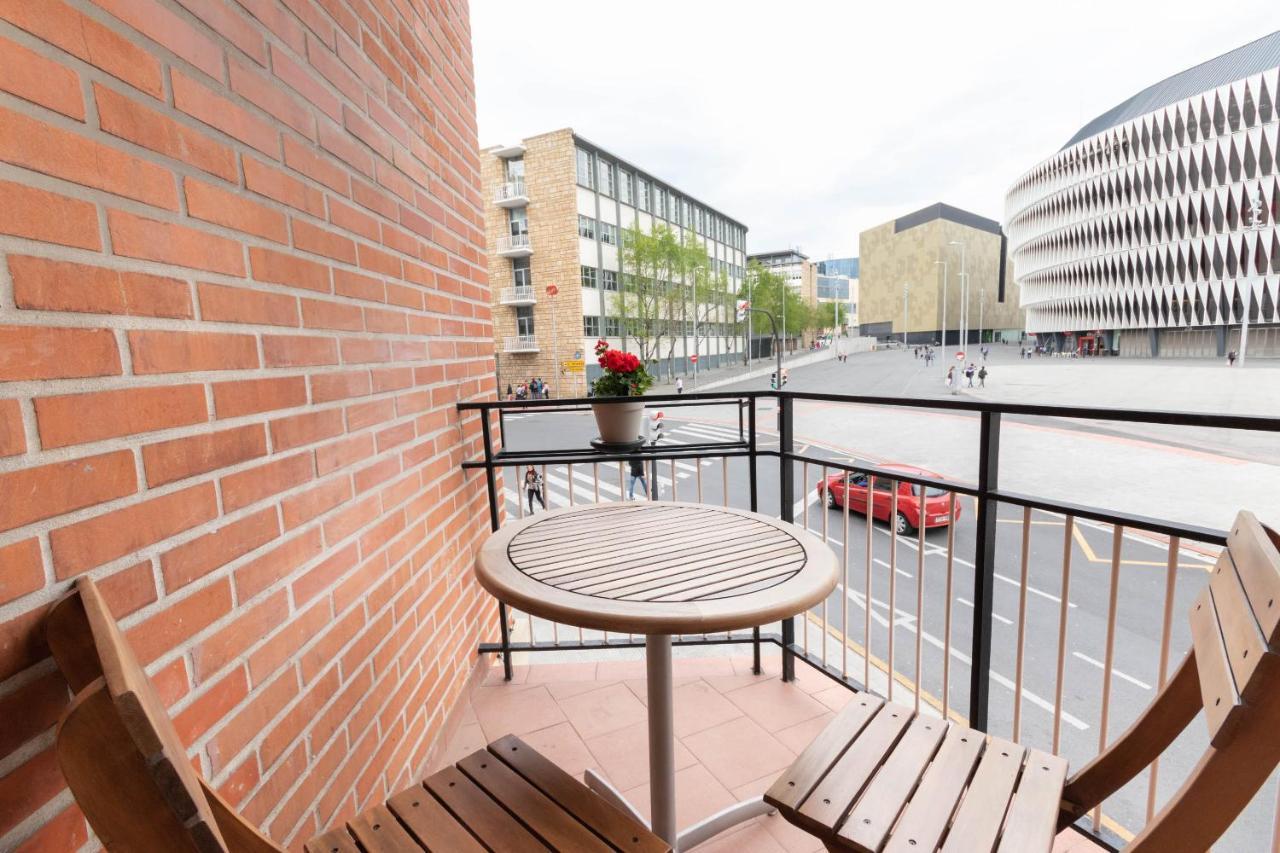 Apartamento Con Vistas Al Estadio San Mames Bilbao Luaran gambar